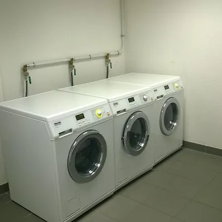 Hoteliere Louise Aparthotel