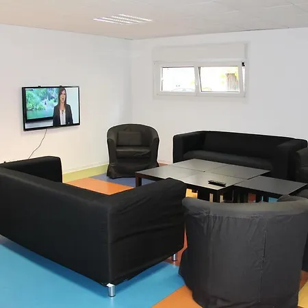 Hoteliere Louise Aparthotel