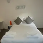 Appart hôtel Résidence Hôtelière Louise 3*